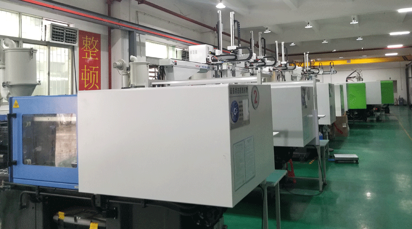 China plastic molding company